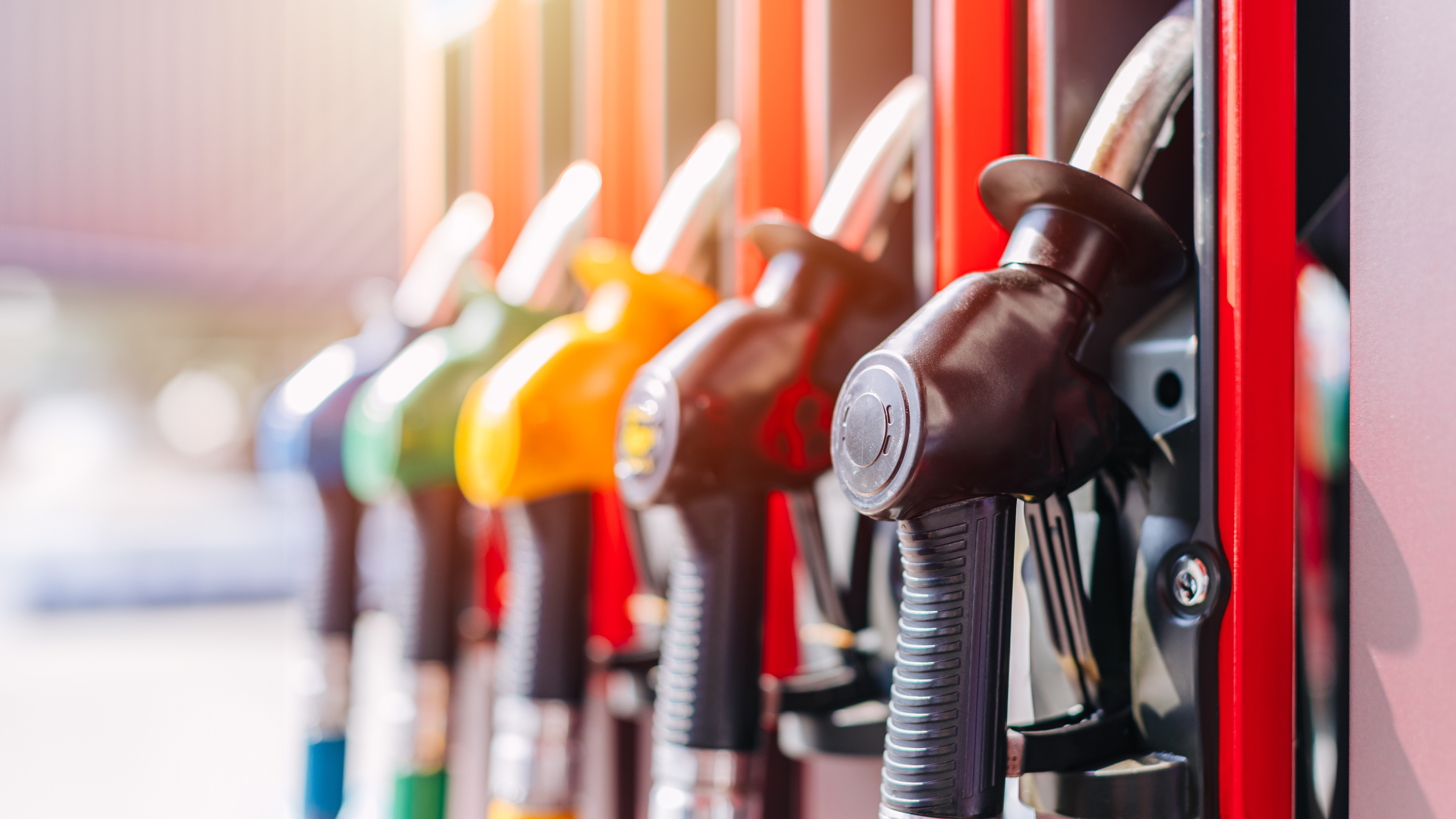 Schwermetallbelastungen in Benzin und Diesel