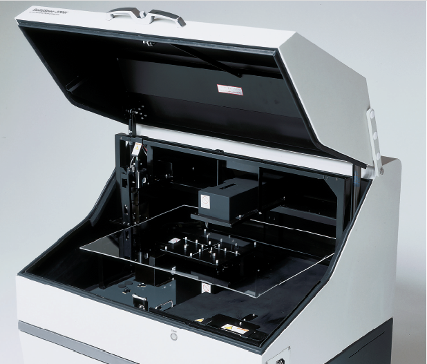 Große Probenkammer des SolidSpec-3700i